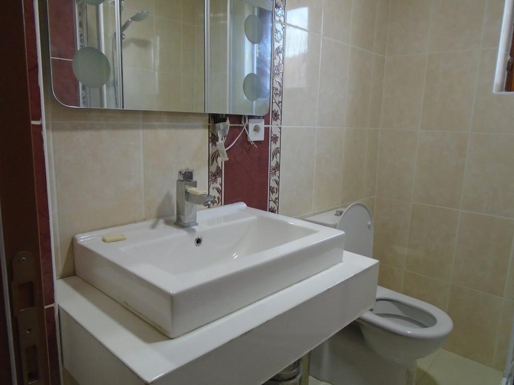 Ozkonak Hotel Ankara Værelse billede